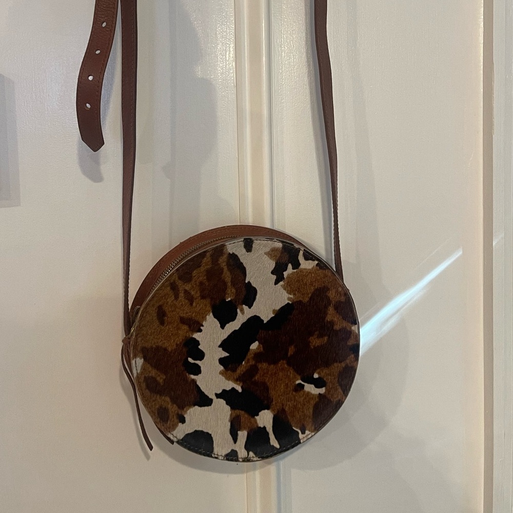 Madewell The Simple Circle Crossbody Bag in Calf Hair